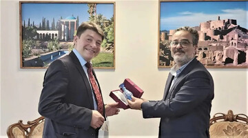 Iran, Russia discuss cultural cooperation in Ankara