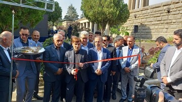 Hamedan Day: Herbal medicine festival opens near Avicenna’s tomb