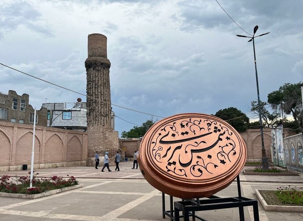 Dome installation begins at Shams Tabrizi mausoleum in Khoy