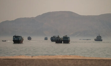 Ships crossing the Strait of Hormuz
