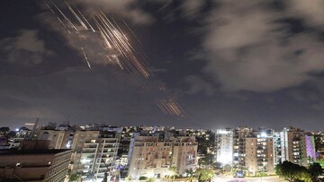 Are regional countries blindly following the US-Zionist plot?