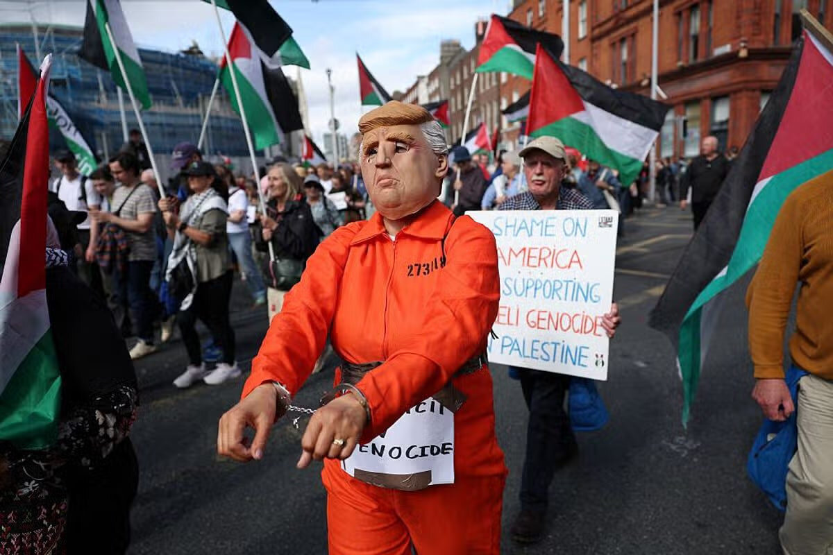 Mass Irish protests erupt against Trump over Gaza, aggression against Iran