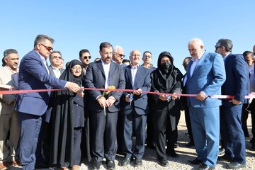 Energy minister visits Fars: water projects inaugurated, power substations opened
