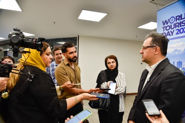 Tehran gallery traces capital’s past, explores future of smart tourism