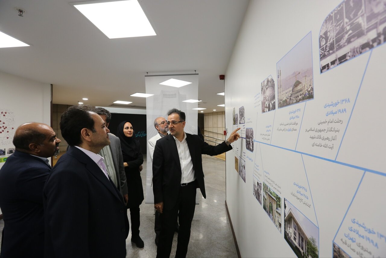 Tehran gallery traces capital’s past, explores future of smart tourism
