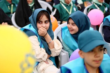 Isfahan children’s film festival opens with tribute to young martyrs