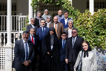 Uruguayan embassy hosts luncheon for Iranian journalists and ambassadors