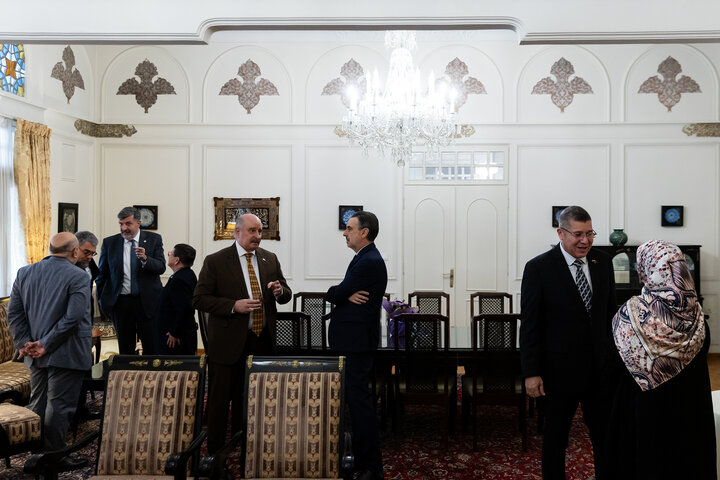 Uruguayan embassy hosts luncheon for Iranian journalists and ambassadors