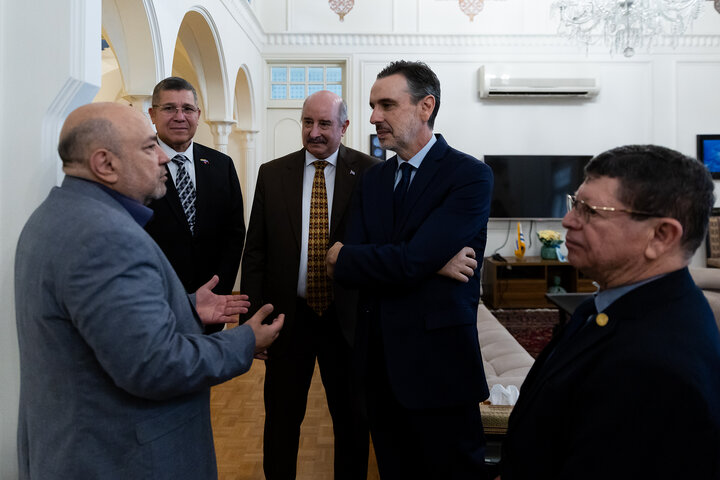 Uruguayan embassy hosts luncheon for Iranian journalists and ambassadors