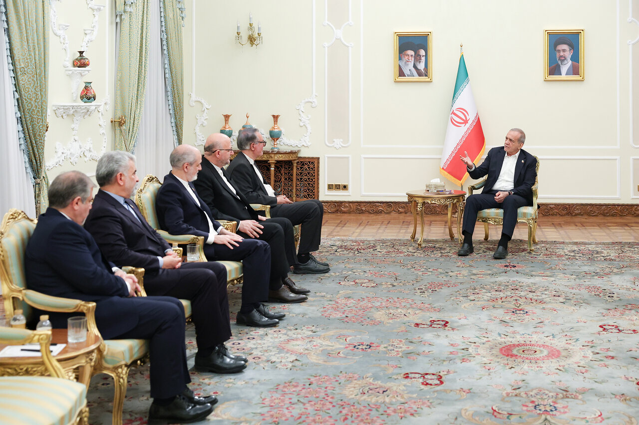 Pezeshkian calls for broader engagement with EU, Asia