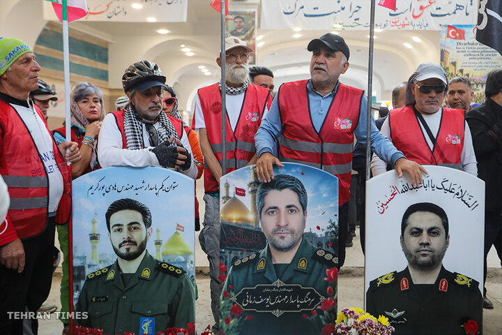 Turkish cyclists pay tribute to Minab martyrs in Tabriz