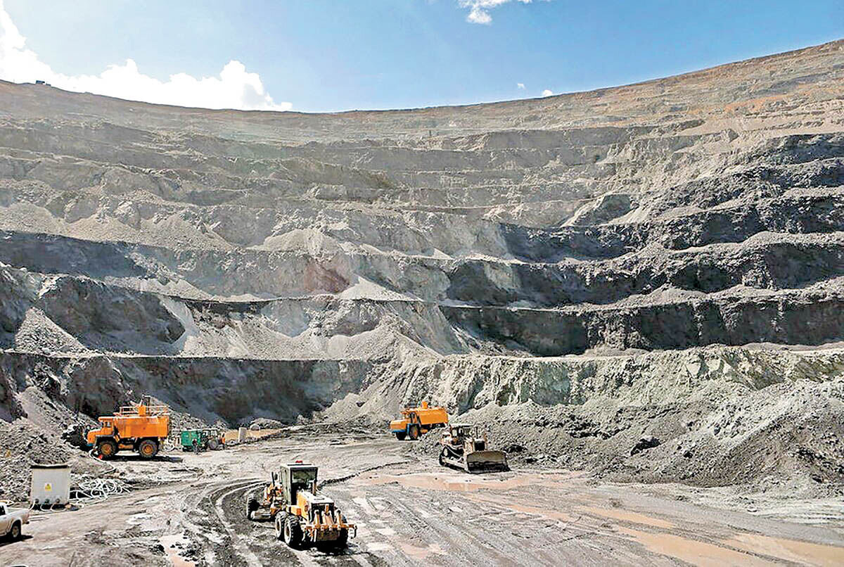 Iran, Pakistan deepen economic ties with focus on mining sector cooperation