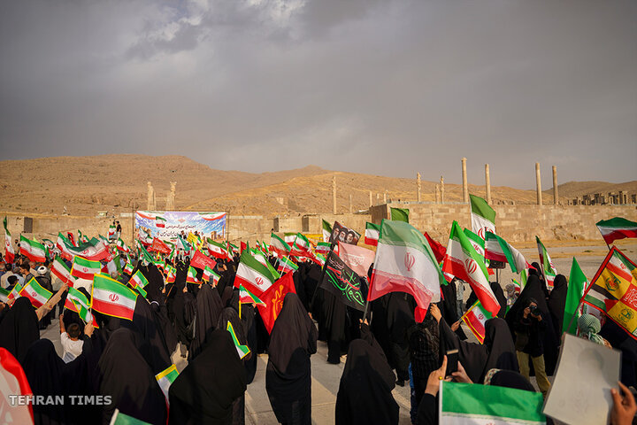 Iranians rally at Persepolis in defense of national identity after Rubio remarks