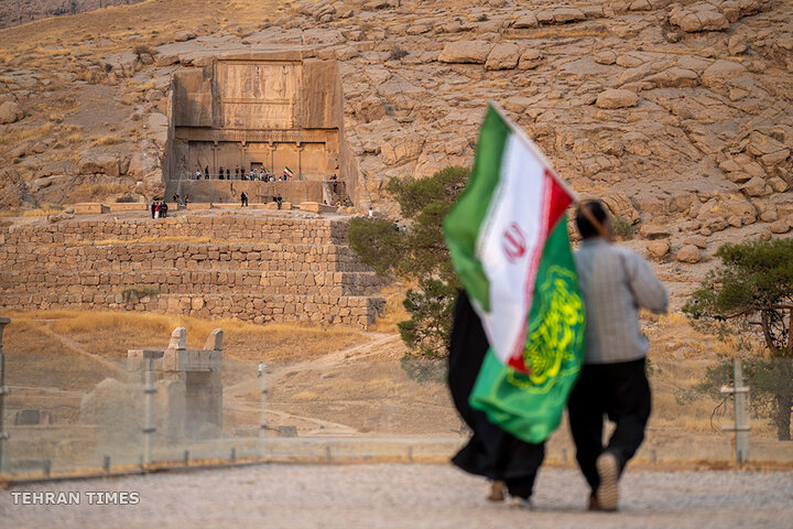 Iranians rally at Persepolis in defense of national identity after Rubio remarks