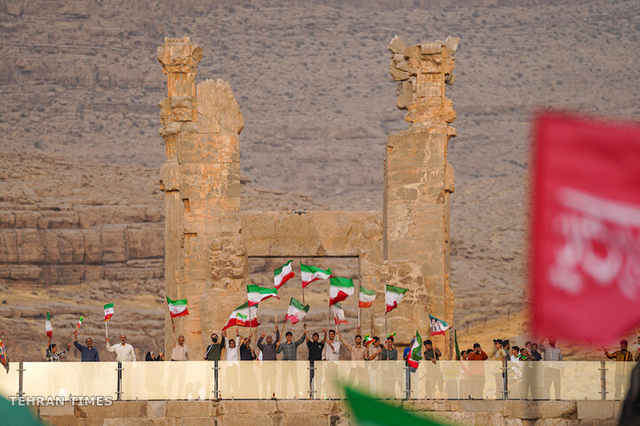 Iranians rally at Persepolis in defense of national identity after Rubio remarks