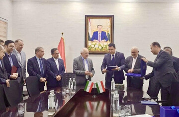 Co-op MOU signed between Chambers of Commerce of Mashhad, Dushanbe