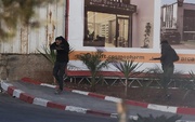 Palestinian fighters kill 2 Israeli soldiers in fierce Al-Khalil confrontation