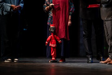 Mobarak puppet festival closes with tributes to Minab children, veteran artists