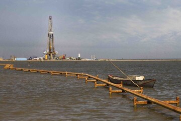 Iran’s largest oil processing plant reaches 320,000 bpd capacity at South Azadegan field