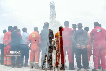 Output from 3 western oilfields exceeds contractual target
