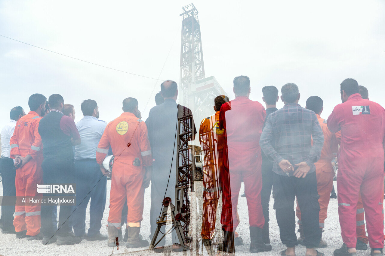 Output from 3 western oilfields exceeds contractual target