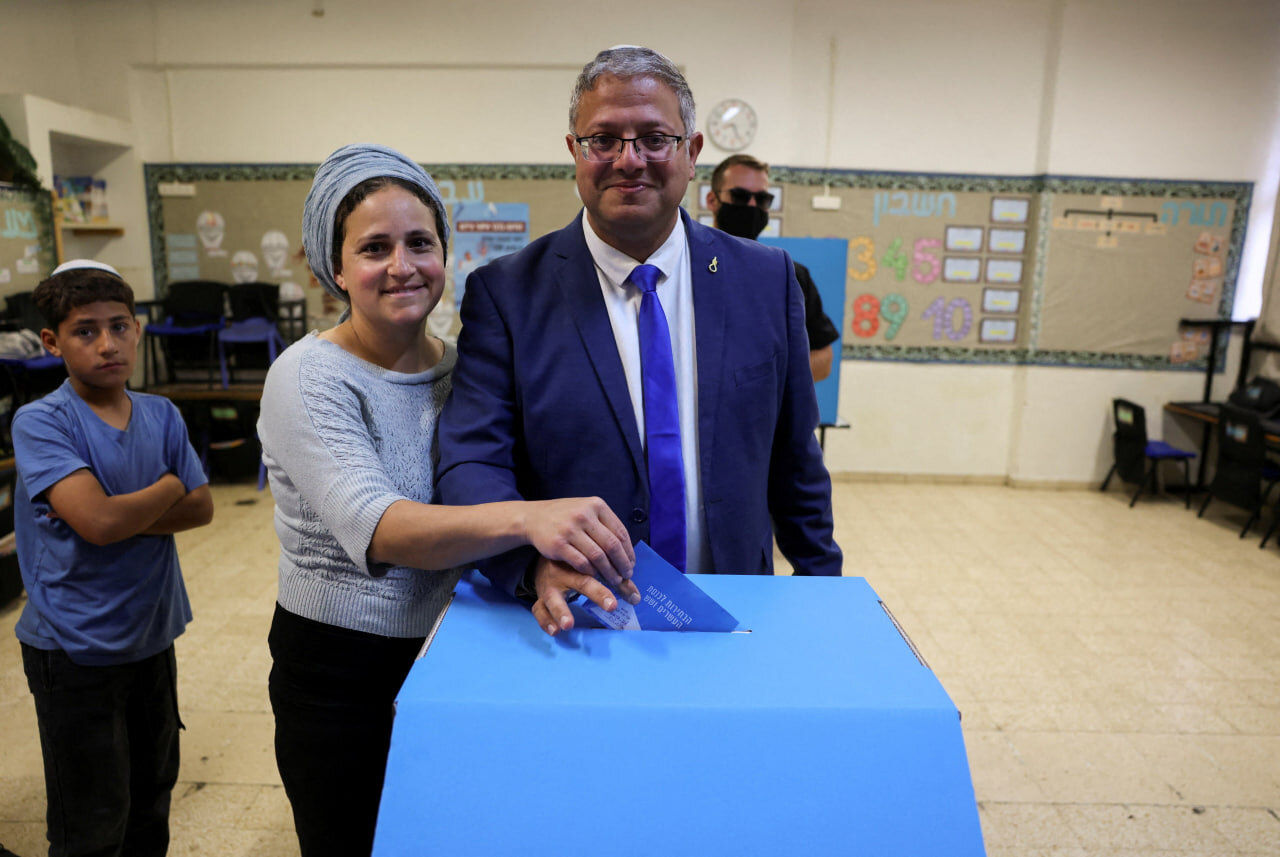 Israeli voters chose between ‘rabid yellow dogs and ravenous jackals’